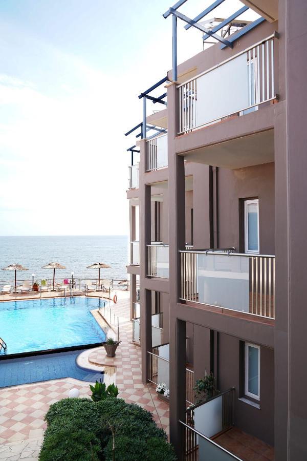 Cozy Corner Vs Beachfront Stalos Exterior foto
