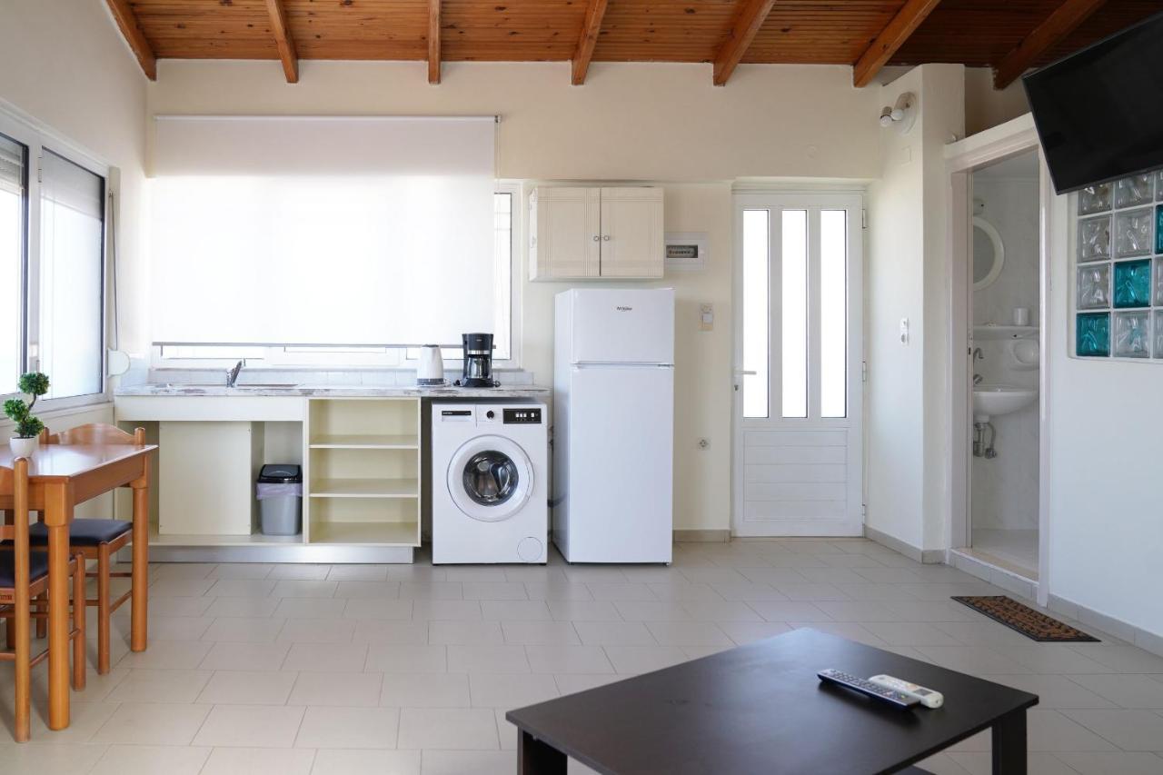 Cozy Corner Vs Beachfront Stalos Exterior foto