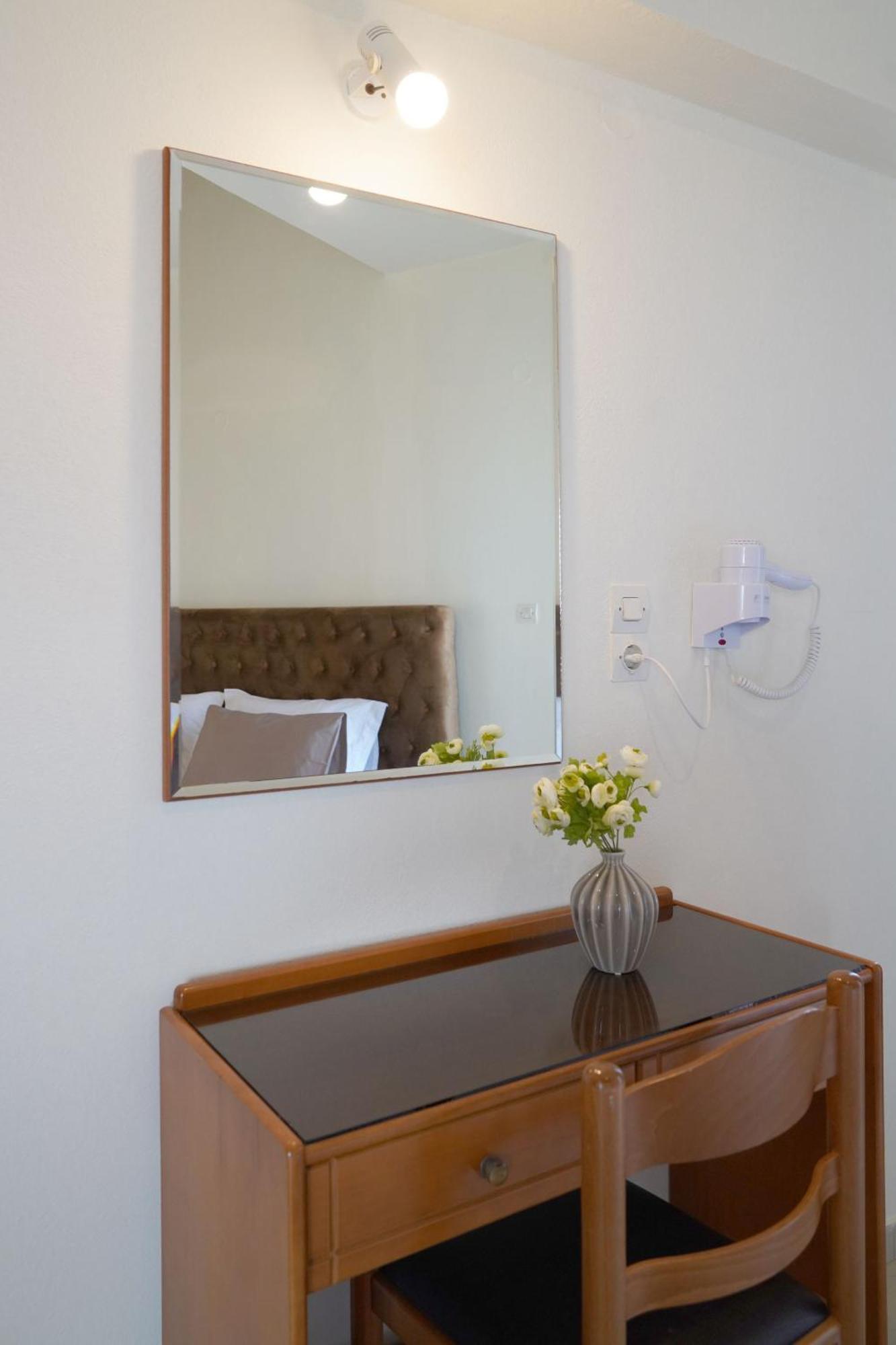 Cozy Corner Vs Beachfront Stalos Exterior foto