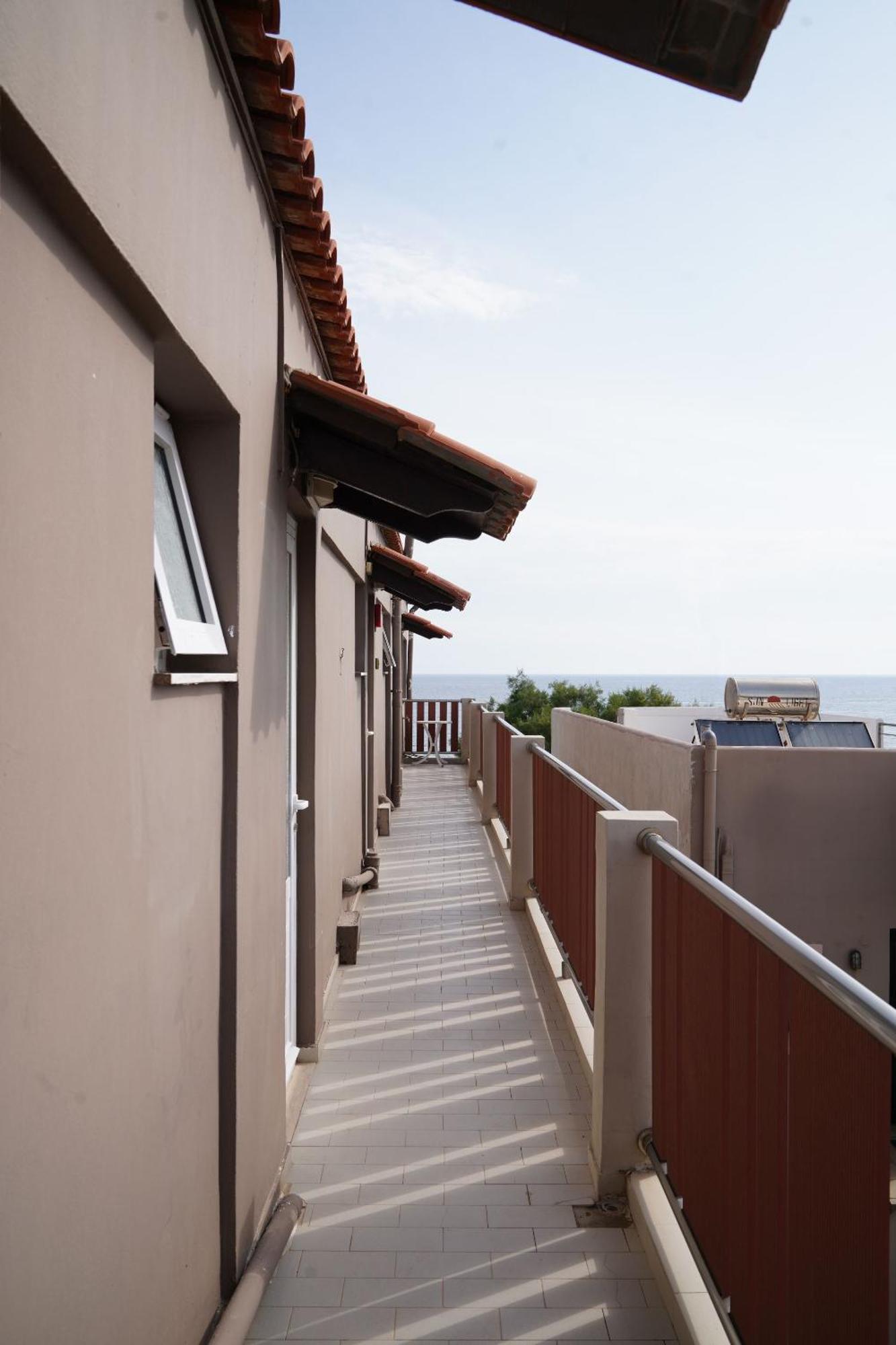 Cozy Corner Vs Beachfront Stalos Exterior foto